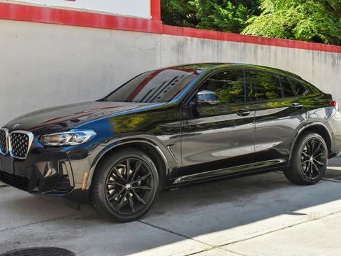 Used 2022 BMW X4 xDrive30i w/ M Sport Package 2 AWD/4WD image 2