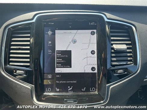 Used 2016 Volvo XC90 T6 Momentum w/ Momentum Plus Package image 31