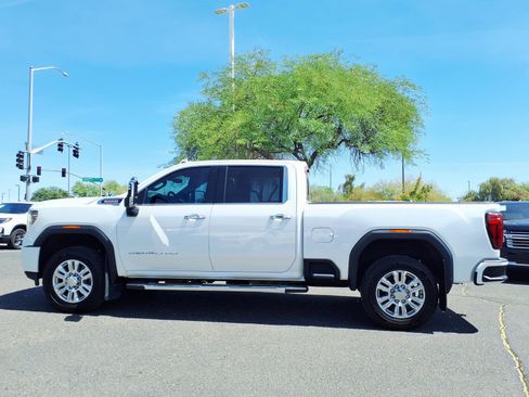 Used 2021 GMC Sierra 3500 Denali w/ Denali Ultimate Package image 14