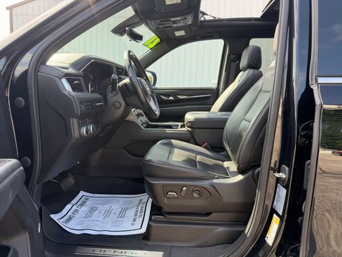 Used 2021 GMC Yukon Denali w/ Denali Premium Package AWD/4WD image 22