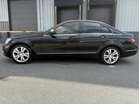 Used 2008 Mercedes-Benz C 300 Luxury w/ P1 Pkg image 2