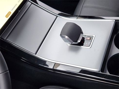 New 2024 Land Rover Range Rover Evoque S image 19