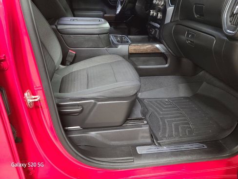 Used 2020 GMC Sierra 1500 Elevation w/ Elevation Value Package image 19