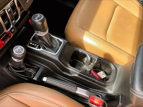 Used 2021 Jeep Wrangler Unlimited Rubicon 4xe w/ Steel Bumper Group image 17