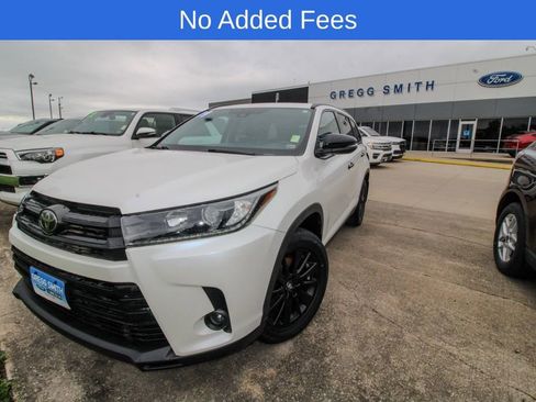Used 2019 Toyota Highlander SE w/ Nightshade Edition AWD/4WD image 1