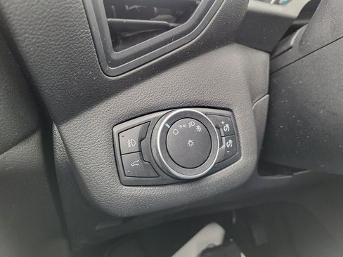 Used 2017 Ford Escape SE w/ SE Cold Weather Package image 21