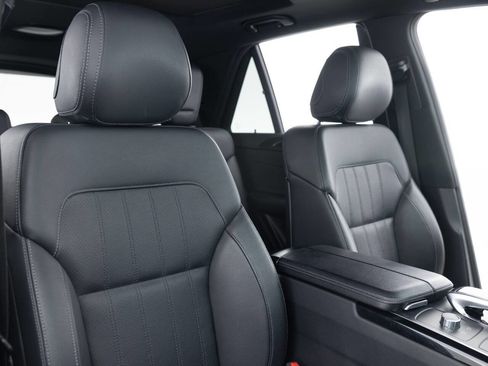 Used 2019 Mercedes-Benz GLE 400 4MATIC image 26