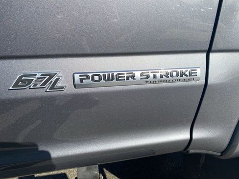 Used 2022 Ford F350 Lariat w/ Lariat Ultimate Package image 9