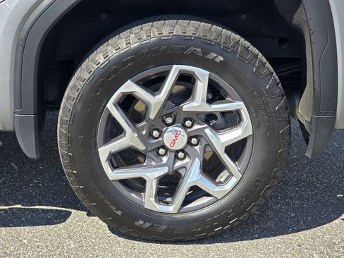Certified 2023 GMC Sierra 1500 SLT w/ SLT Premium Package AWD/4WD image 25