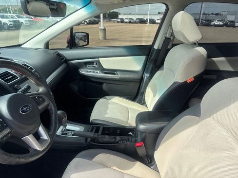 Used 2017 Subaru Crosstrek 2.0i Premium w/ Moonroof Package AWD/4WD image 38