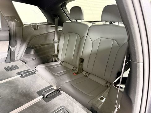 Used 2021 Audi SQ7 Premium Plus w/ Executive Package AWD/4WD image 48