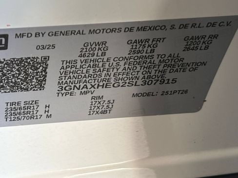 Used 2025 Chevrolet Equinox LT FWD image 26