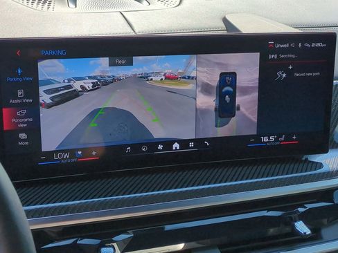 Certified 2025 BMW X7 M60i image 25