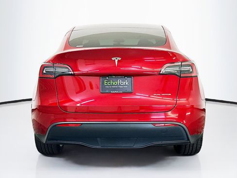 Used 2024 Tesla Model Y Long Range image 7