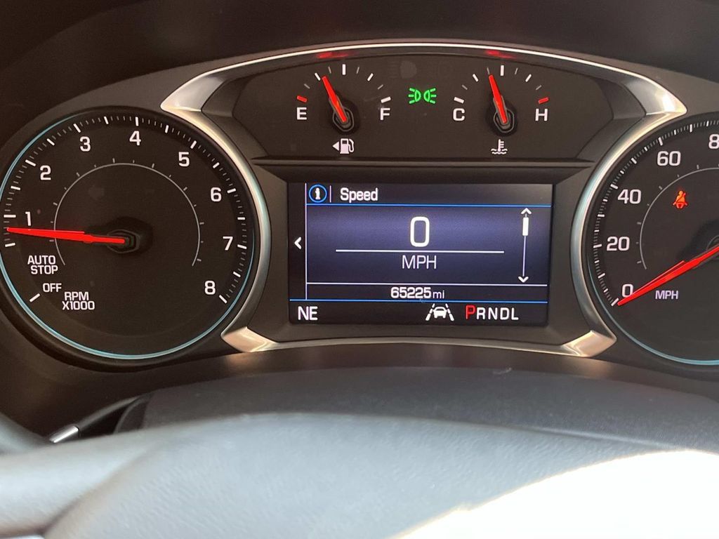 Used 2021 Chevrolet Equinox LT FWD image 46