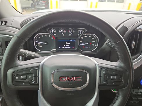 Certified 2021 GMC Sierra 1500 SLT w/ SLT Premium Package AWD/4WD image 4