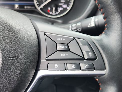 Certified 2025 Nissan Sentra SR w/ SR Premium Package FWD image 23