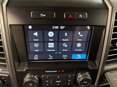 Used 2017 Ford F150 XLT w/ Equipment Group 302A Luxury AWD/4WD image 10