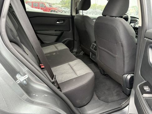Used 2026 Nissan Rogue SV AWD/4WD image 12