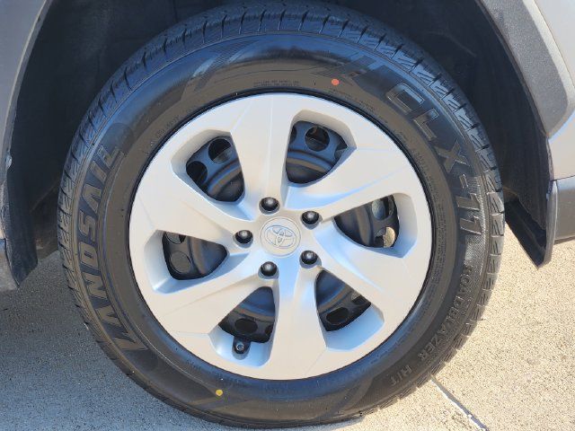 Certified 2025 Toyota RAV4 LE FWD image 8