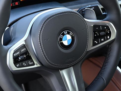 New 2026 BMW X6 xDrive40i w/ Executive Package image 17