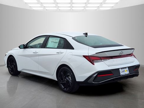 New 2026 Hyundai Elantra Sport image 5