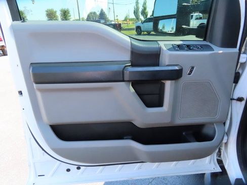 Used 2018 Ford F350 XL w/ Power Equipment Group AWD/4WD image 12