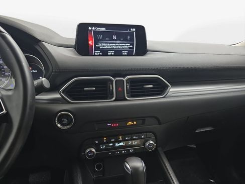 Used 2019 MAZDA CX-5 Touring FWD image 17