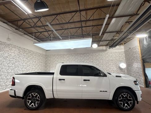 Used 2025 RAM 1500 Big Horn AWD/4WD image 8