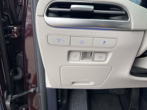 Used 2024 Hyundai Palisade Calligraphy image 17