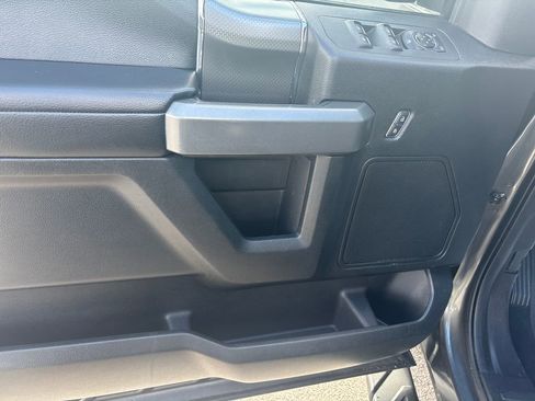 Used 2016 Ford F150 XLT w/ Equipment Group 302A Luxury image 15