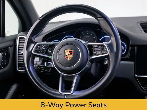 Used 2023 Porsche Cayenne AWD/4WD image 11