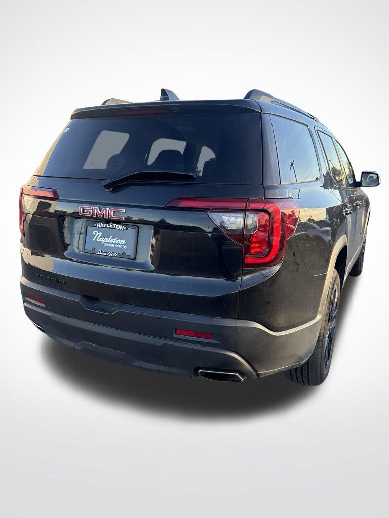 Used 2023 GMC Acadia SLT w/ Elevation Edition FWD image 17