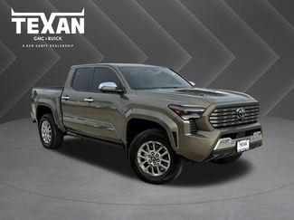 Used 2025 Toyota Tacoma Limited video 1