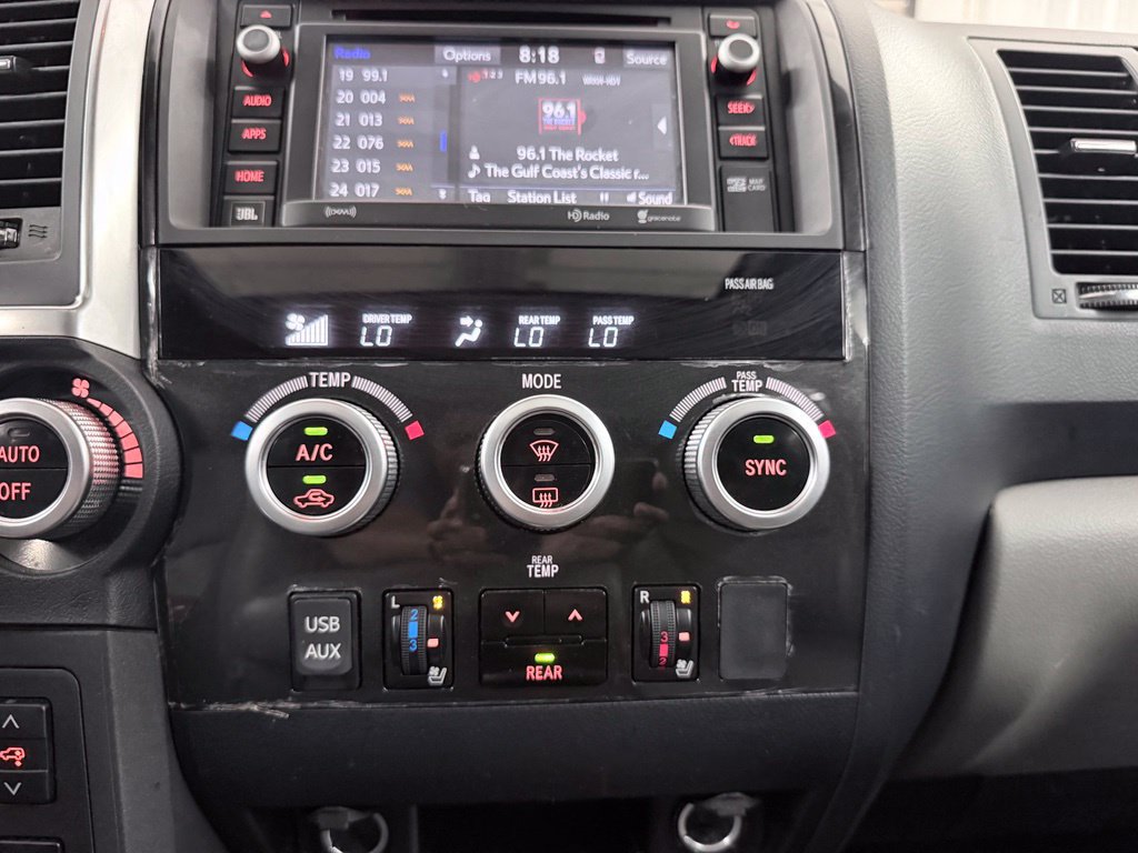 Used 2018 Toyota Sequoia Platinum AWD/4WD image 27