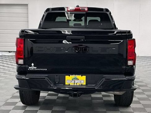 Used 2025 Chevrolet Colorado Trail Boss AWD/4WD image 5