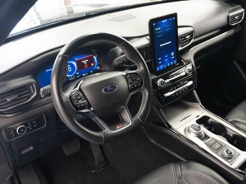 Used 2023 Ford Explorer ST w/ Equipment Group 401A AWD/4WD image 3