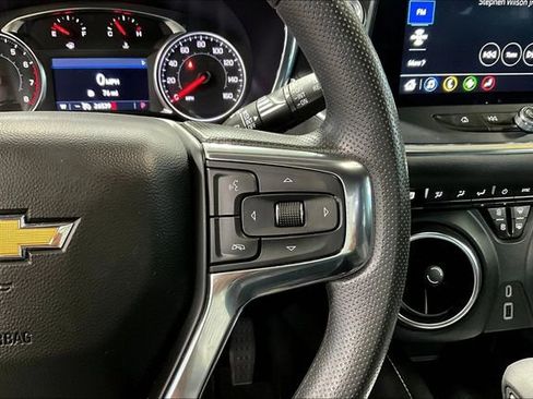 Used 2023 Chevrolet Blazer LT FWD image 11