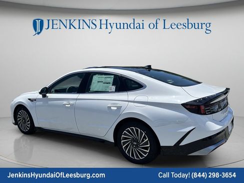 New 2026 Hyundai Sonata SEL FWD image 7