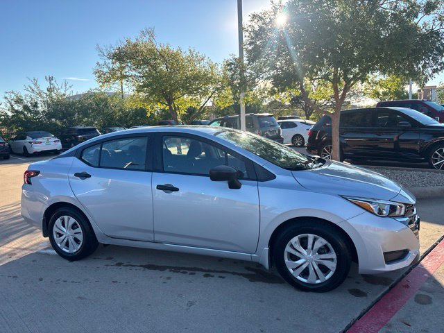 Used 2024 Nissan Versa S w/ Trunk Package FWD image 4