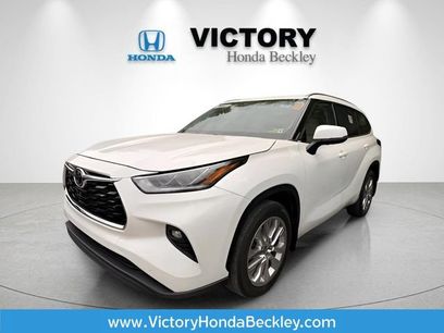 Used 2021 Toyota Highlander Limited