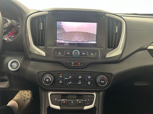Used 2024 GMC Terrain SLE AWD/4WD image 22