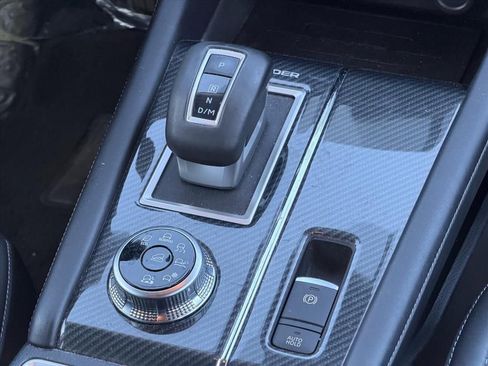 Used 2022 Mitsubishi Outlander SE image 18