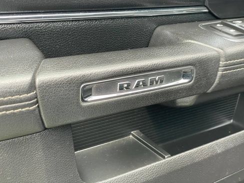 Used 2017 RAM 1500 Laramie AWD/4WD image 14
