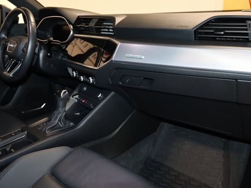 Used 2021 Audi Q3 2.0T Premium Plus w/ Premium Plus Package image 61