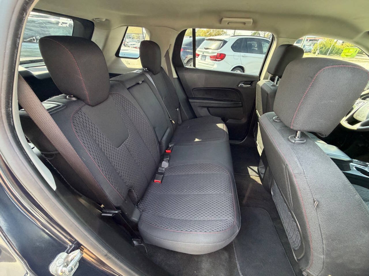 Used 2015 GMC Terrain SLE FWD image 27