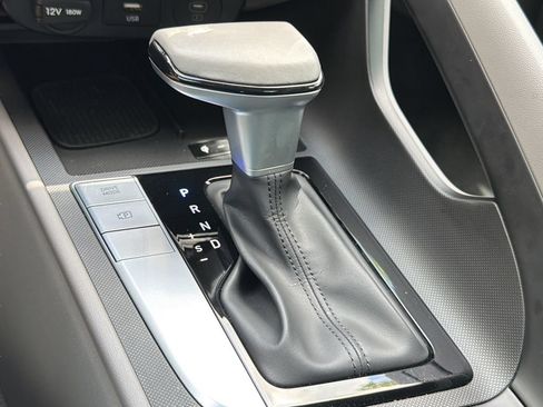 Certified 2025 Hyundai Elantra Sport FWD image 30