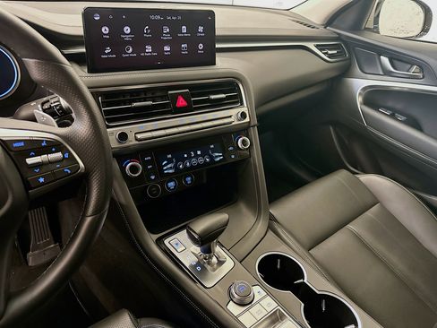 Used 2025 Genesis G70 2.5T AWD/4WD image 26