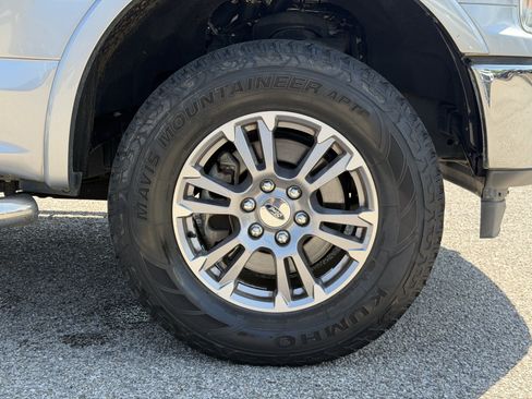 Used 2020 Ford F150 Lariat AWD/4WD image 13
