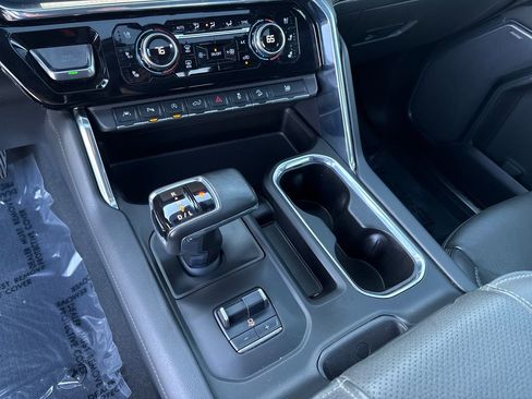 Certified 2023 GMC Sierra 1500 Denali w/ Technology Package image 28